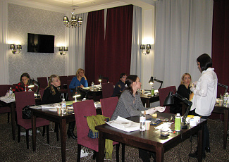 Майстер-клас з виконання "невидимих" реставрацій в місті Харків