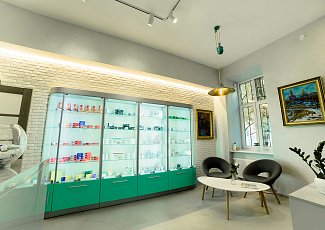 Магазин КРІСТАР у Львові на вул. Пекарській 27!