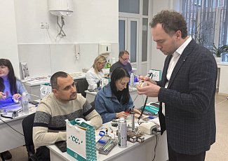 МАЙСТЕР-КЛАС «ФІКСАЦІЯ БЕЗМЕТАЛЕВИХ КОНСТРУКЦІЙ»